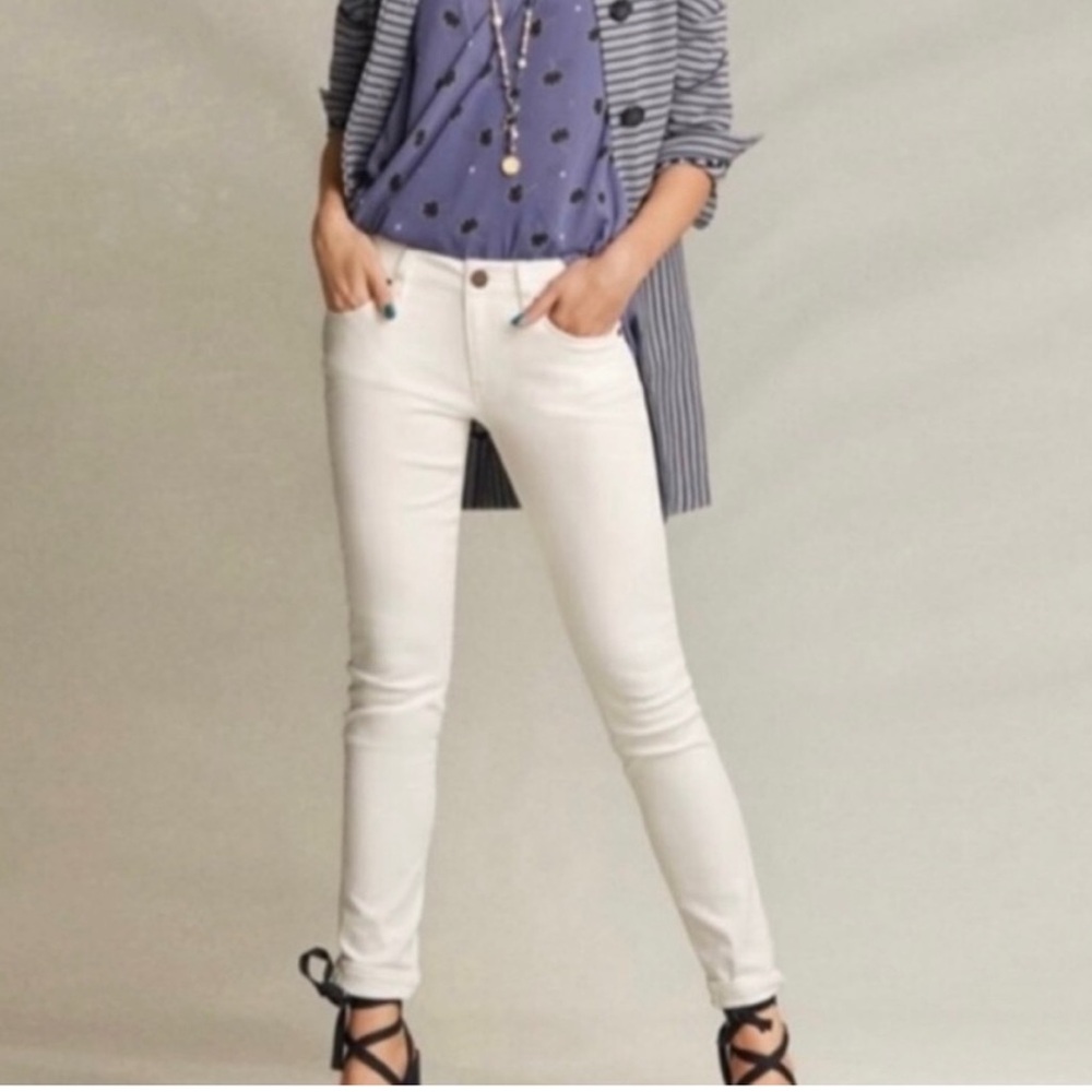 Cabi High Skinny White Denim Jeans. Women’s Size: 8.